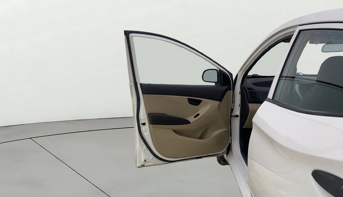 2014 Hyundai Eon ERA +, Petrol, Manual, 97,806 km, LHS Front Door