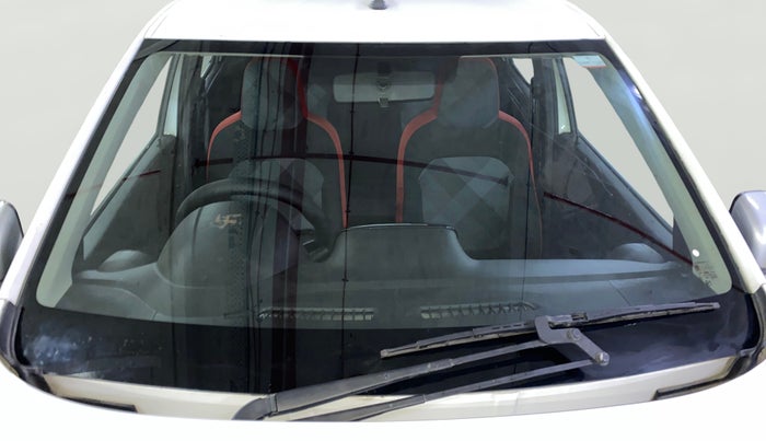 2022 Renault Kwid RXT 1.0 AMT, Petrol, Automatic, 24,688 km, Front Windshield