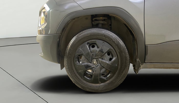 2024 Tata PUNCH ADVENTURE RHYTHM CNG, CNG, Manual, 7,943 km, Left Front Wheel