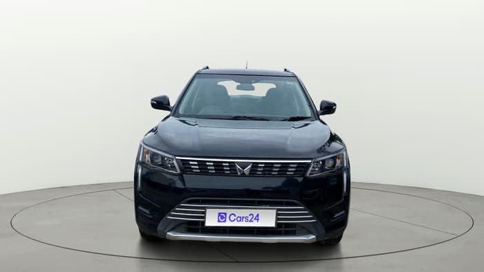 2023 Mahindra XUV300 W8 1.5 DIESEL, Diesel, Manual, 98,390 km, Front