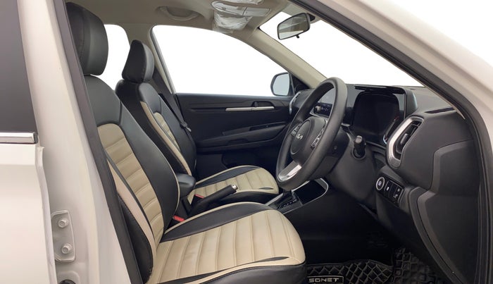 2021 KIA SONET HTK PLUS 1.0 DCT, Petrol, Automatic, 49,638 km, Right Side Front Door Cabin