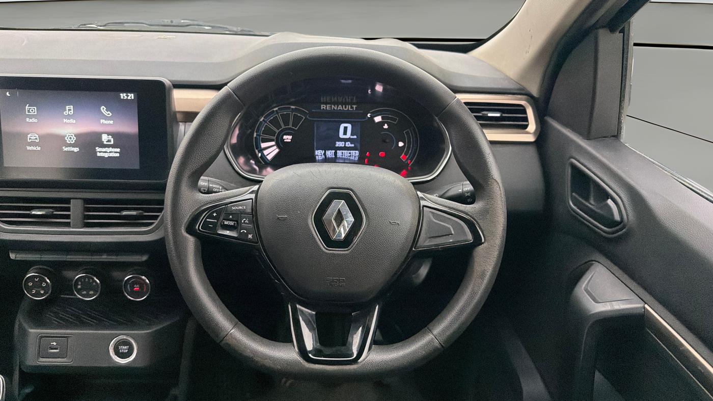 2022 Renault Kiger RXT MT, Petrol, Manual, 39,001 km, Steering Wheel Close Up