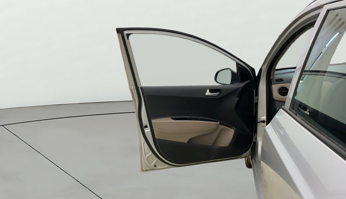 2017 Hyundai Grand i10 SPORTZ (O) 1.2 KAPPA VTVT, Petrol, Manual, 79,962 km, LHS Front Door