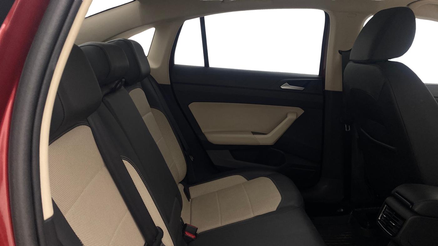 2023 Volkswagen VIRTUS TOPLINE TSI 1.0 AT, Petrol, Automatic, 79,620 km, Right Side Rear Door Cabin