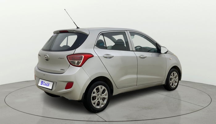 2016 Hyundai Grand i10 MAGNA 1.1 CRDI, Diesel, Manual, 92,624 km, Right Back Diagonal