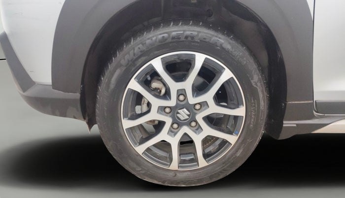 2022 Maruti XL6 ALPHA AT, Petrol, Automatic, 27,960 km, Left Front Wheel