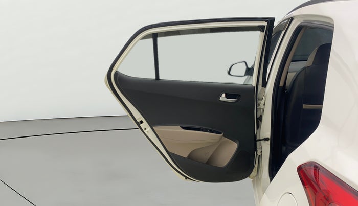 2018 Hyundai Grand i10 SPORTZ 1.2 KAPPA VTVT, Petrol, Manual, 32,564 km, LHS Rear Door