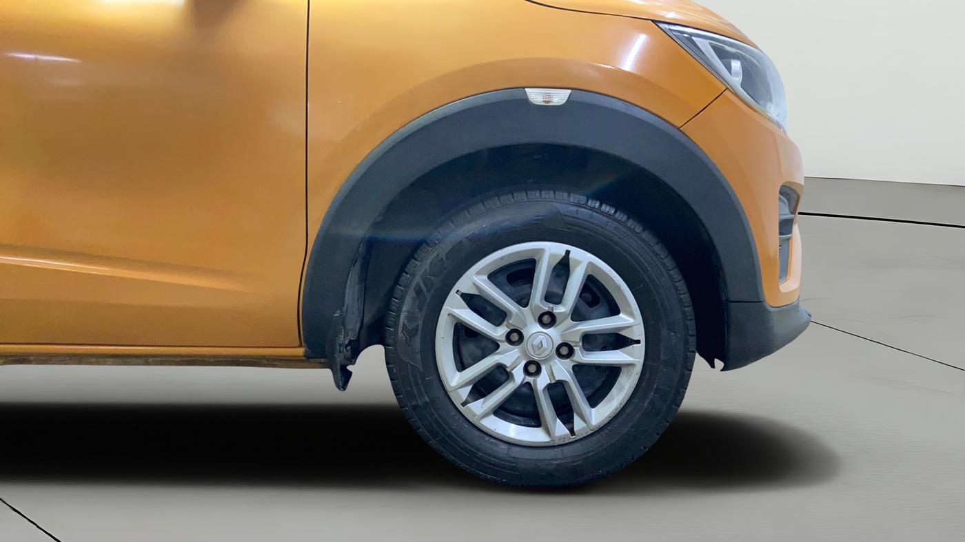 2020 Renault TRIBER RXL MT, Petrol, Manual, 50 km, Right Front Wheel