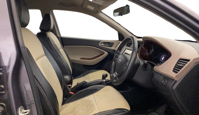 2017 Hyundai Elite i20 ASTA 1.2 (O), Petrol, Manual, 70,081 km, Right Side Front Door Cabin