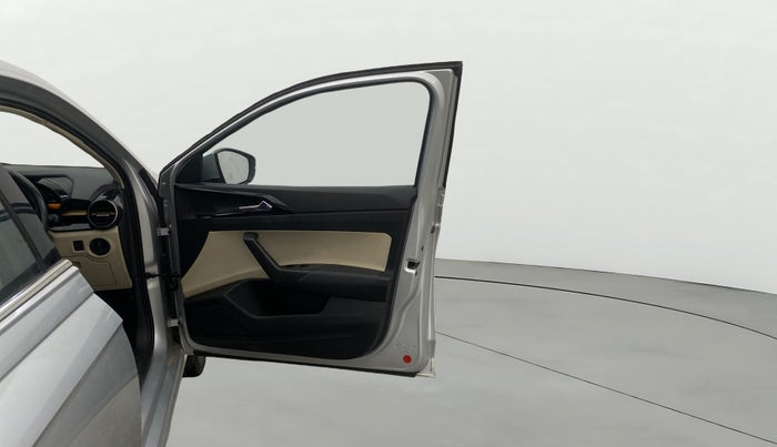 2023 Skoda SLAVIA STYLE 1.0L TSI MT, Petrol, Manual, 17,644 km, RHS Front Door