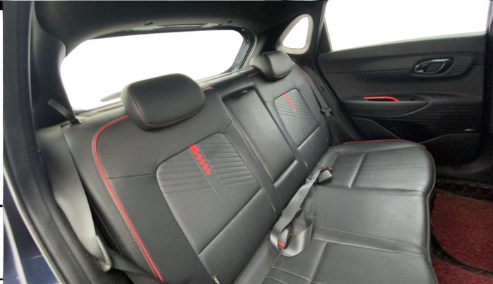 2022 Hyundai NEW I20 N LINE N8 1.0 TURBO GDI DCT, Petrol, Automatic, 38,870 km, Right Side Rear Door Cabin