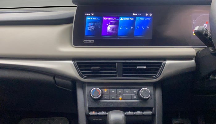 2022 Mahindra XUV700 AX 5 P AT 5 STR, Petrol, Automatic, 22,173 km, Air Conditioner