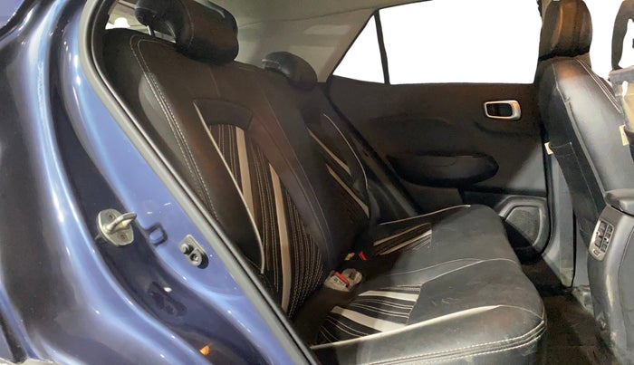 2021 Hyundai VENUE SX 1.0 TURBO IMT, Petrol, Manual, 51,970 km, Right Side Rear Door Cabin