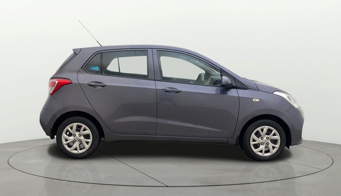 2017 Hyundai Grand i10 SPORTZ 1.2 KAPPA VTVT, Petrol, Manual, 67,783 km, Right Side View