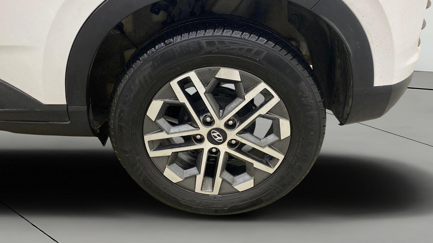 2023 Hyundai VENUE SX (O) 1.0 TURBO DCT, Petrol, Automatic, 11,876 km, Left Rear Wheel