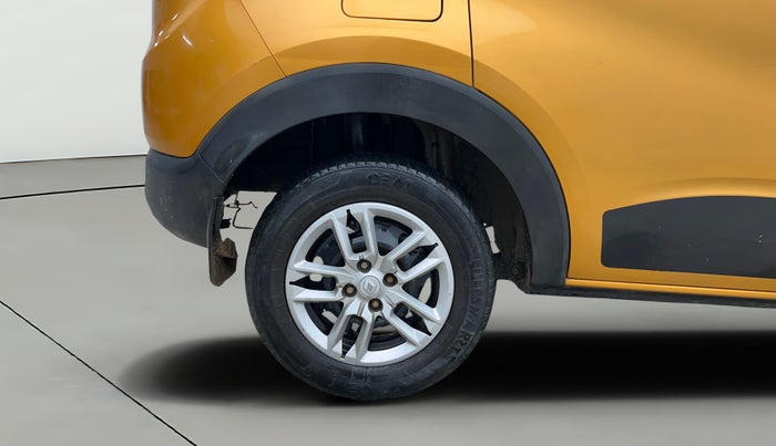 2021 Renault TRIBER RXL MT, Petrol, Manual, 52,280 km, Right Rear Wheel