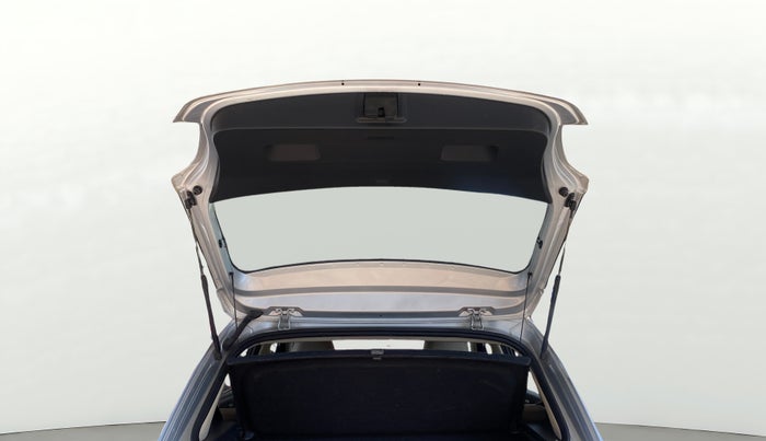 2014 Volkswagen Polo HIGHLINE1.2L, Petrol, Manual, 44,306 km, Boot Door Open