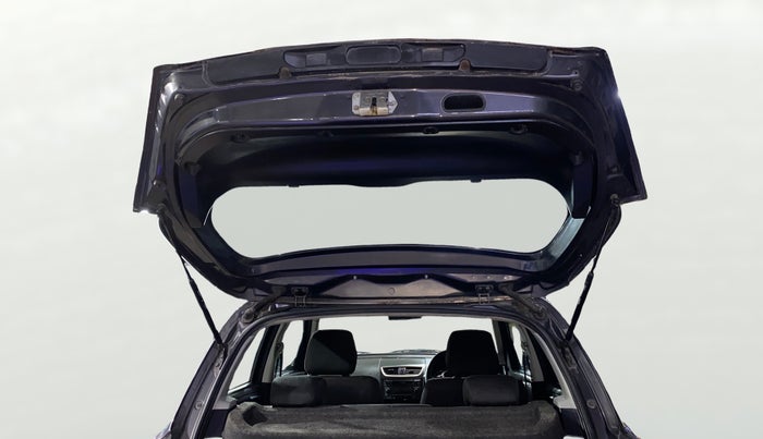 2016 Maruti Swift VXI, Petrol, Manual, 95,146 km, Boot Door Open