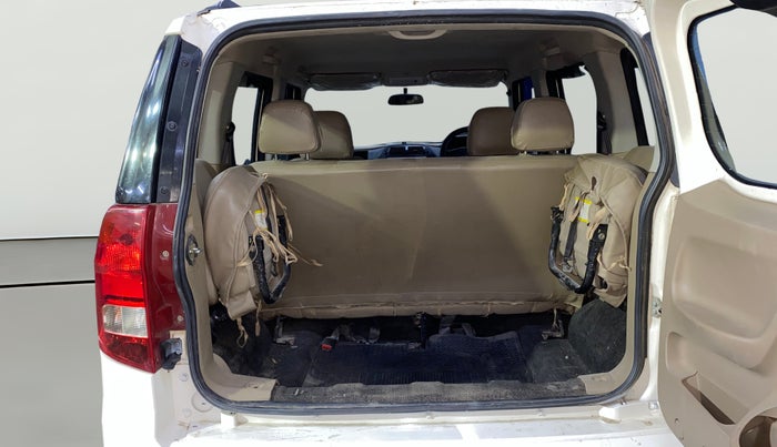 2018 Mahindra TUV300 T6 PLUS, Diesel, Manual, 57,016 km, Boot Open Zoomed View
