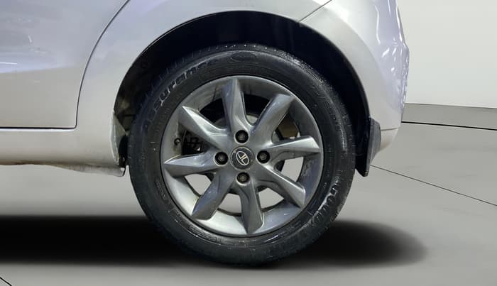 2015 Tata Bolt XT REVOTRON, CNG, Manual, 48,575 km, Left Rear Wheel