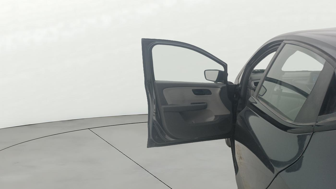 2021 Tata ALTROZ XT PETROL, Petrol, Manual, 55,864 km, LHS Front Door