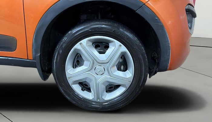 2019 Tata NEXON XM PETROL, Petrol, Manual, 94,911 km, Right Front Wheel
