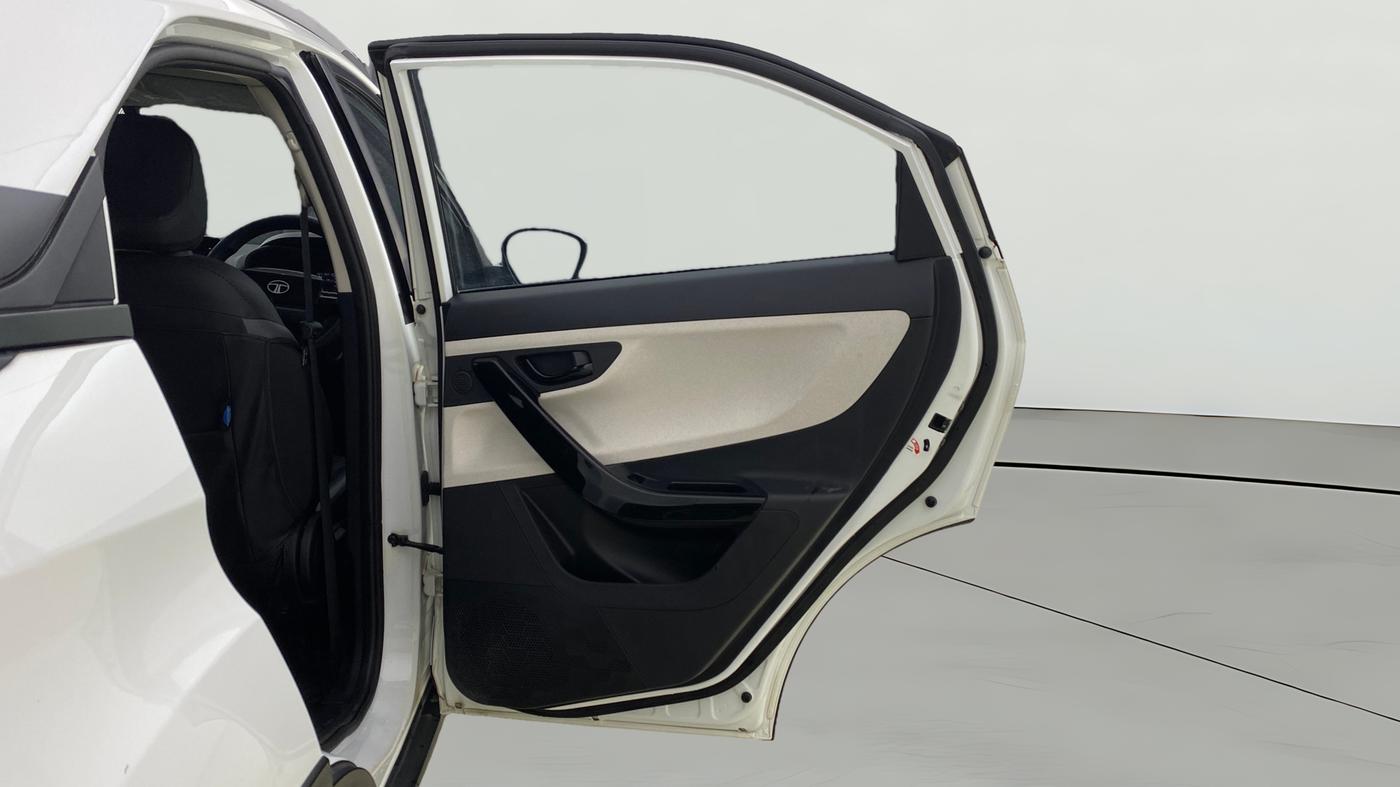 2025 Tata NEXON CREATIVE+ AMT 1.2 PETROL, Petrol, Automatic, 20,665 km, RHS Rear Door