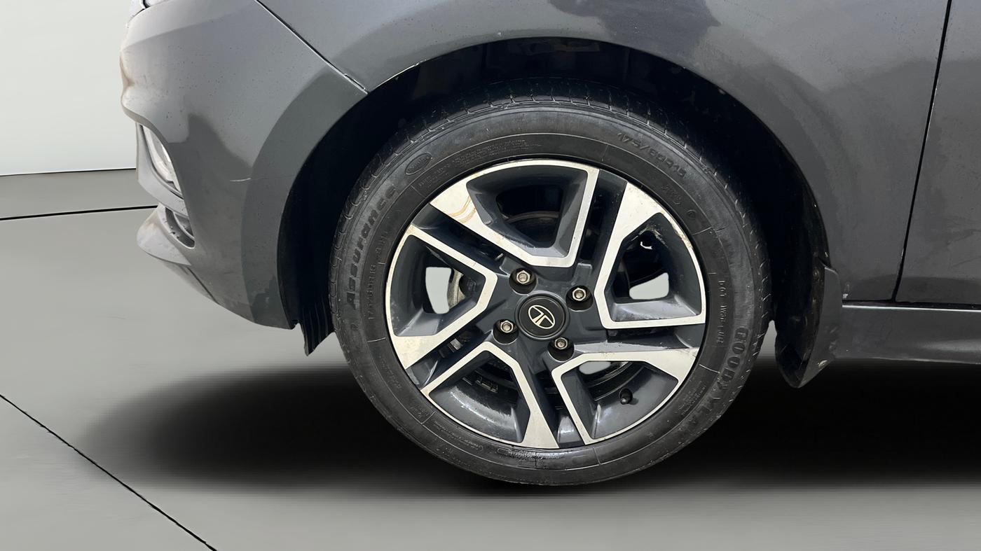 2022 Tata Tiago XZA PLUS PETROL, Petrol, Automatic, 12,042 km, Left Front Wheel