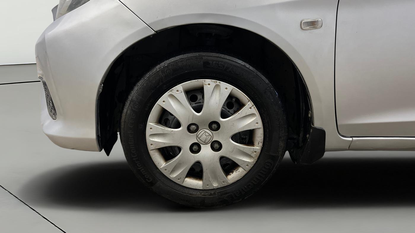 2017 Honda Amaze 1.2L I-VTEC S OPT, CNG, Manual, 75,301 km, Left Front Wheel