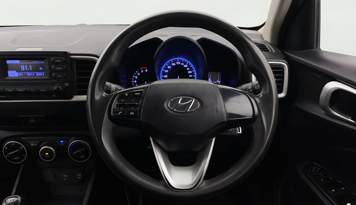 2021 Hyundai VENUE S 1.2, Petrol, Manual, 98,506 km, Steering Wheel Close Up