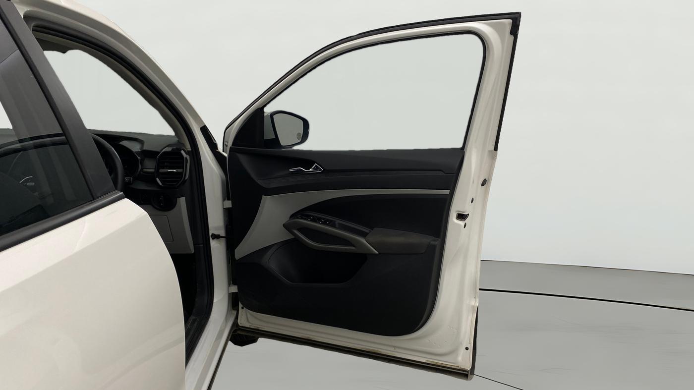2025 Skoda Kylaq Signature, Petrol, Manual, 4,591 km, RHS Front Door