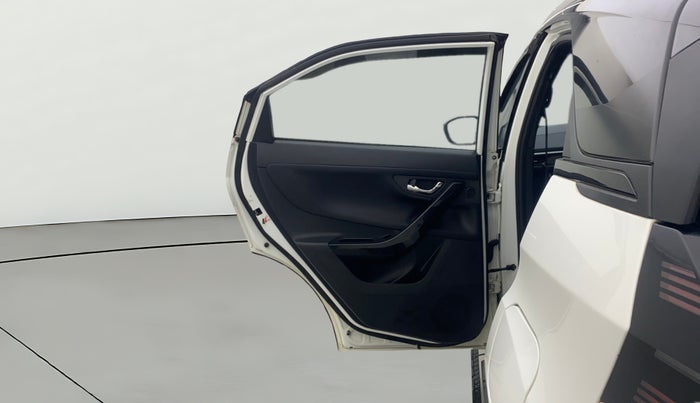 2023 Tata NEXON FEARLESS + SUNROOF DUAL TONE 1.2 PETROL, Petrol, Manual, 13,619 km, LHS Rear Door