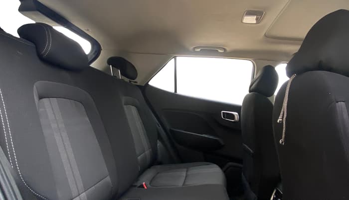 2021 Hyundai VENUE SX PLUS 1.0 TURBO DCT, Petrol, Automatic, 64,053 km, Right Side Rear Door Cabin
