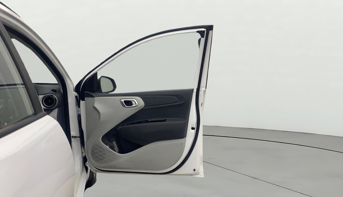 2025 Hyundai GRAND I10 NIOS SPORTZ 1.2 KAPPA VTVT, Petrol, Manual, 3,074 km, RHS Front Door