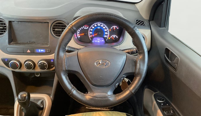 2016 Hyundai Grand i10 MAGNA 1.2 KAPPA VTVT, Petrol, Manual, 17,104 km, Steering Wheel Close Up