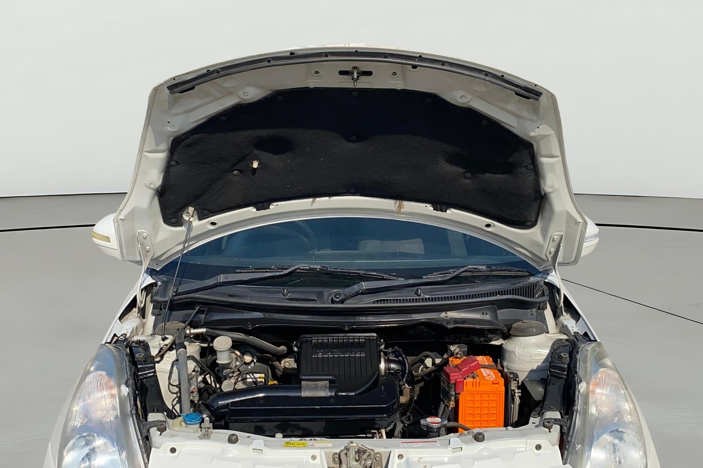2018 Maruti Swift VXI, Petrol, Manual, 45,991 km, Open Bonet