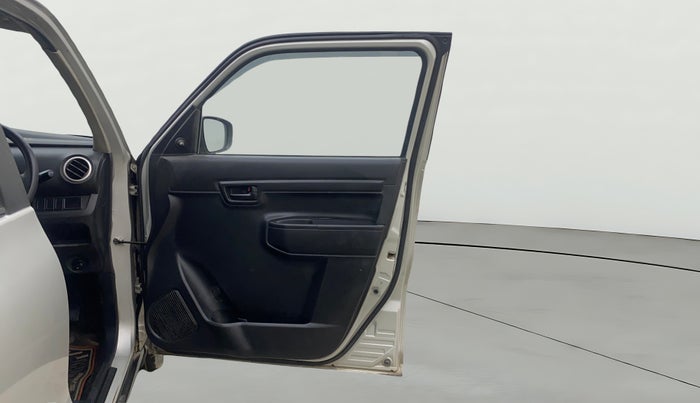 2021 Maruti S PRESSO VXI+, Petrol, Manual, 1,03,420 km, RHS Front Door