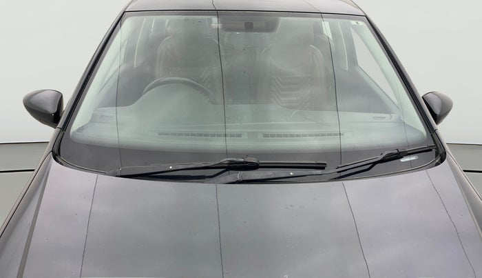 2017 Volkswagen Vento ALLSTAR 1.6, Petrol, Manual, 1,10,750 km, Front Windshield