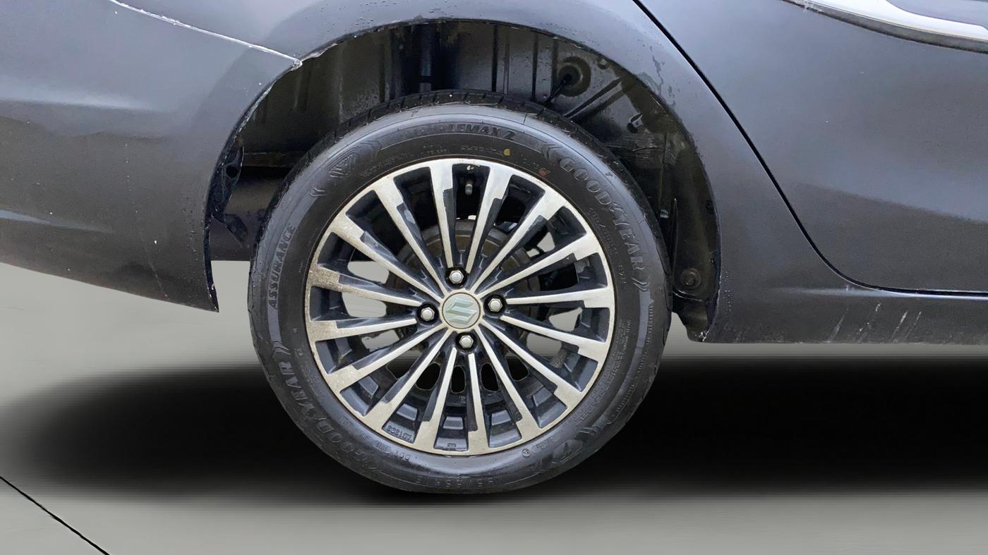2018 Maruti Ciaz ALPHA  AT 1.4  PETROL, Petrol, Automatic, 45,825 km, Right Rear Wheel