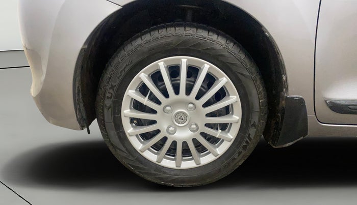 2017 Maruti Baleno DELTA PETROL 1.2, Petrol, Manual, 76,921 km, Left Front Wheel