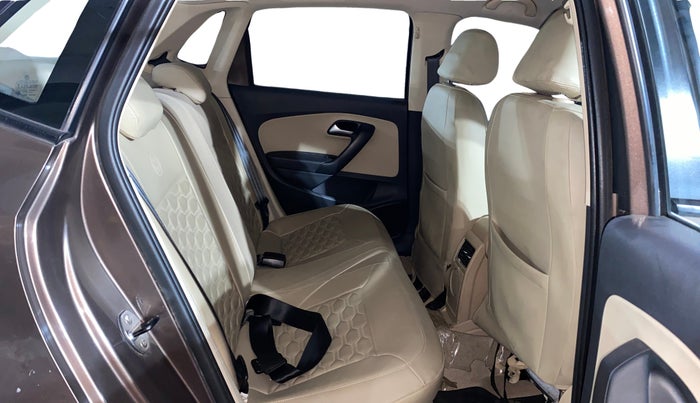 2018 Volkswagen Ameo HIGHLINE PLUS 1.0L 16 ALLOY, Petrol, Manual, 8,343 km, Right Side Rear Door Cabin