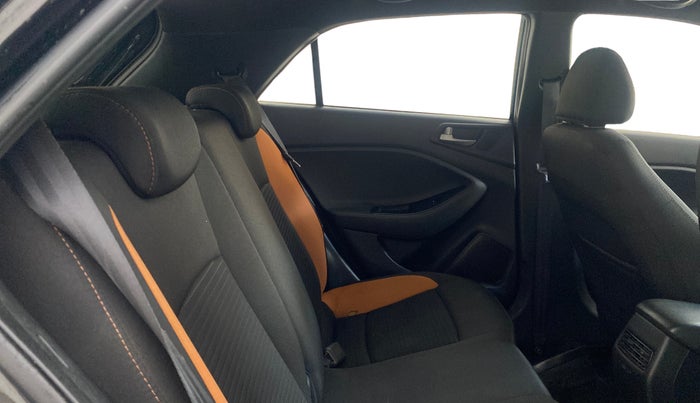 2016 Hyundai i20 Active 1.2 SX, Petrol, Manual, 81,670 km, Right Side Rear Door Cabin