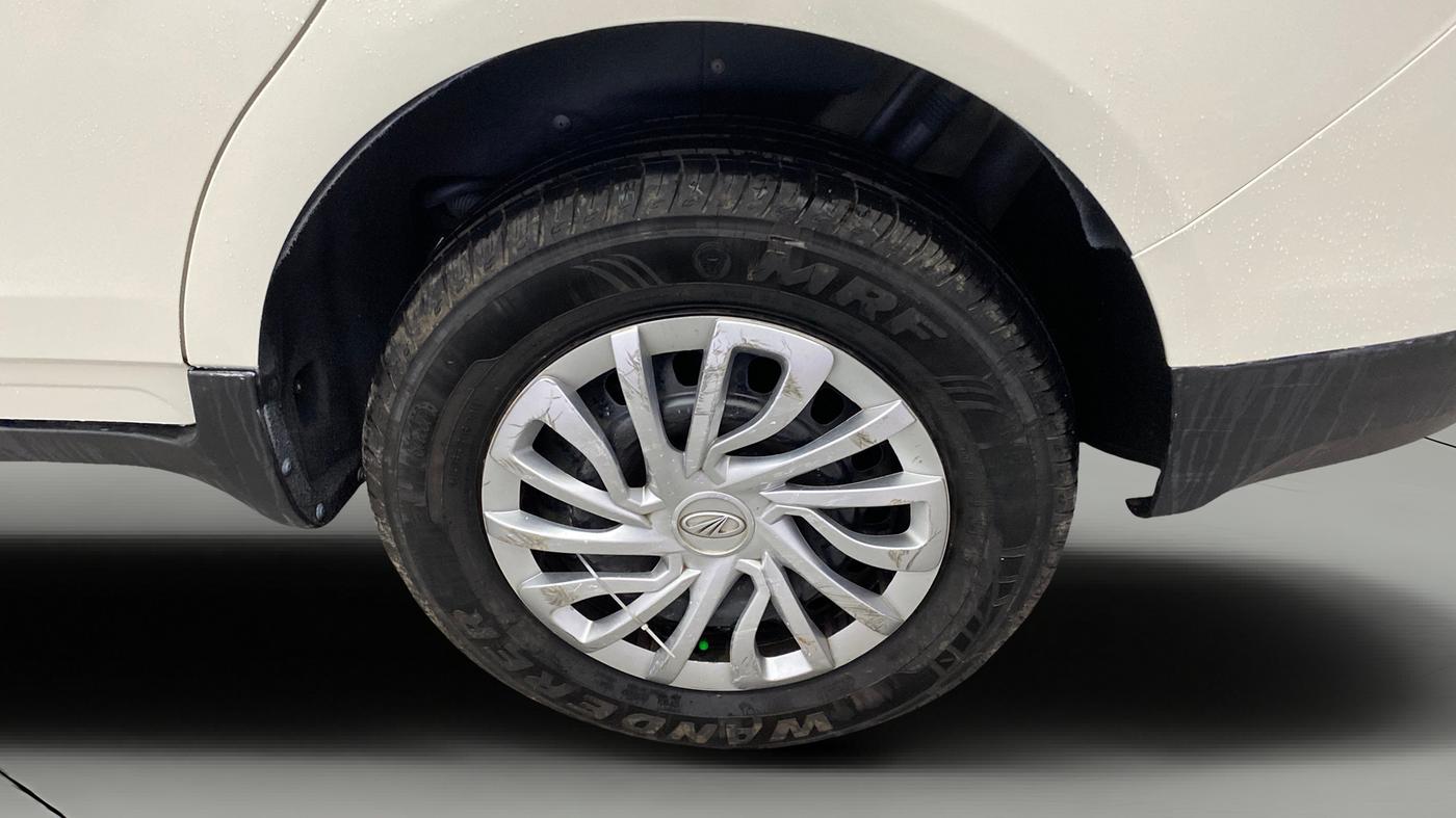 2019 Mahindra MARAZZO M4 7 STR, Diesel, Manual, 35,045 km, Left Rear Wheel