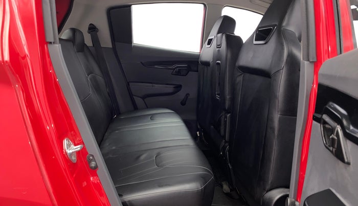 2018 Mahindra KUV 100 NXT K2 P 6 STR, CNG, Manual, 17,112 km, Right Side Rear Door Cabin