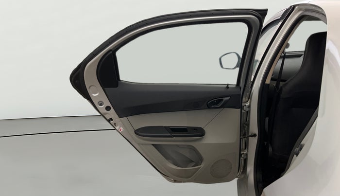 2018 Tata Tiago XM PETROL, Petrol, Manual, 47,257 km, LHS Rear Door