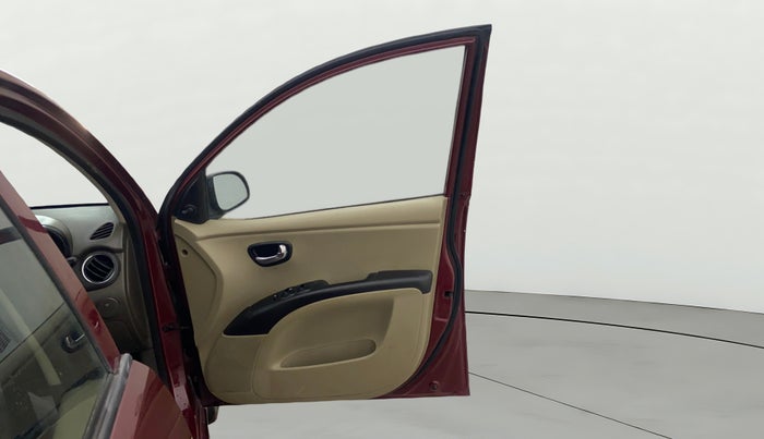 2016 Hyundai i10 SPORTZ 1.1, Petrol, Manual, 73,753 km, RHS Front Door