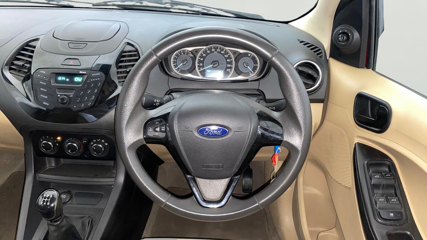 2015 Ford Figo Aspire TREND 1.2 PETROL, Petrol, Manual, 46,059 km, Steering Wheel Close Up