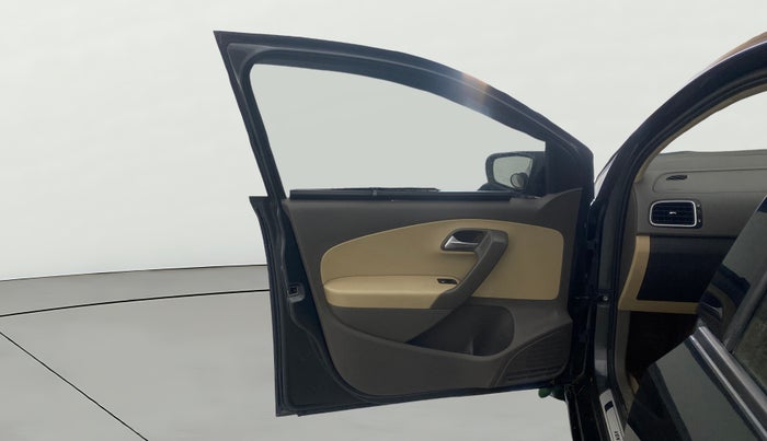 2018 Volkswagen Vento 1.2 TSI HIGHLINE PLUS AT, Petrol, Automatic, 87,680 km, LHS Front Door