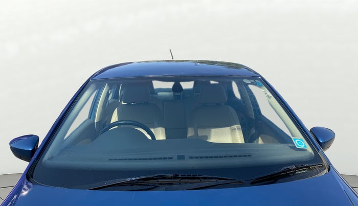 2016 Volkswagen Vento HIGHLINE 1.6 MPI, Petrol, Manual, 69,482 km, Front Windshield