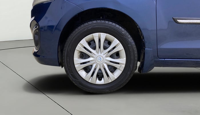 2016 Maruti Ertiga VXI CNG, CNG, Manual, 97,023 km, Left Front Wheel